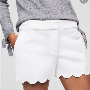 White Ann Taylor LOFT shorts size 00